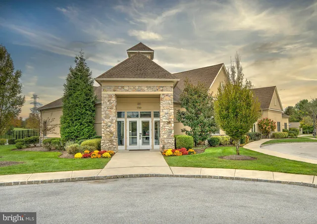 $780,000 | 145 Sawgrass Drive, Blue Bell, PA 19422