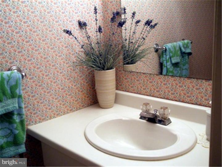 126 Tulip Road Holland, PA 18966 - Photo 12 of 15 Bathroom