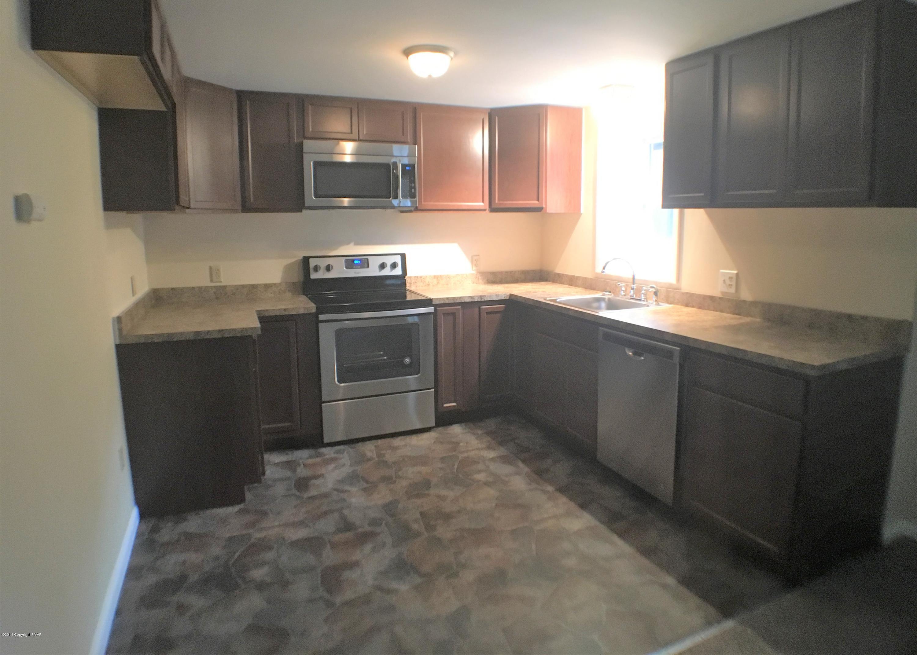 2495 Stoney Ridge Road Palmerton, PA 18071 - Photo 4 of 12 Photo May 31, 10 19 54 AM