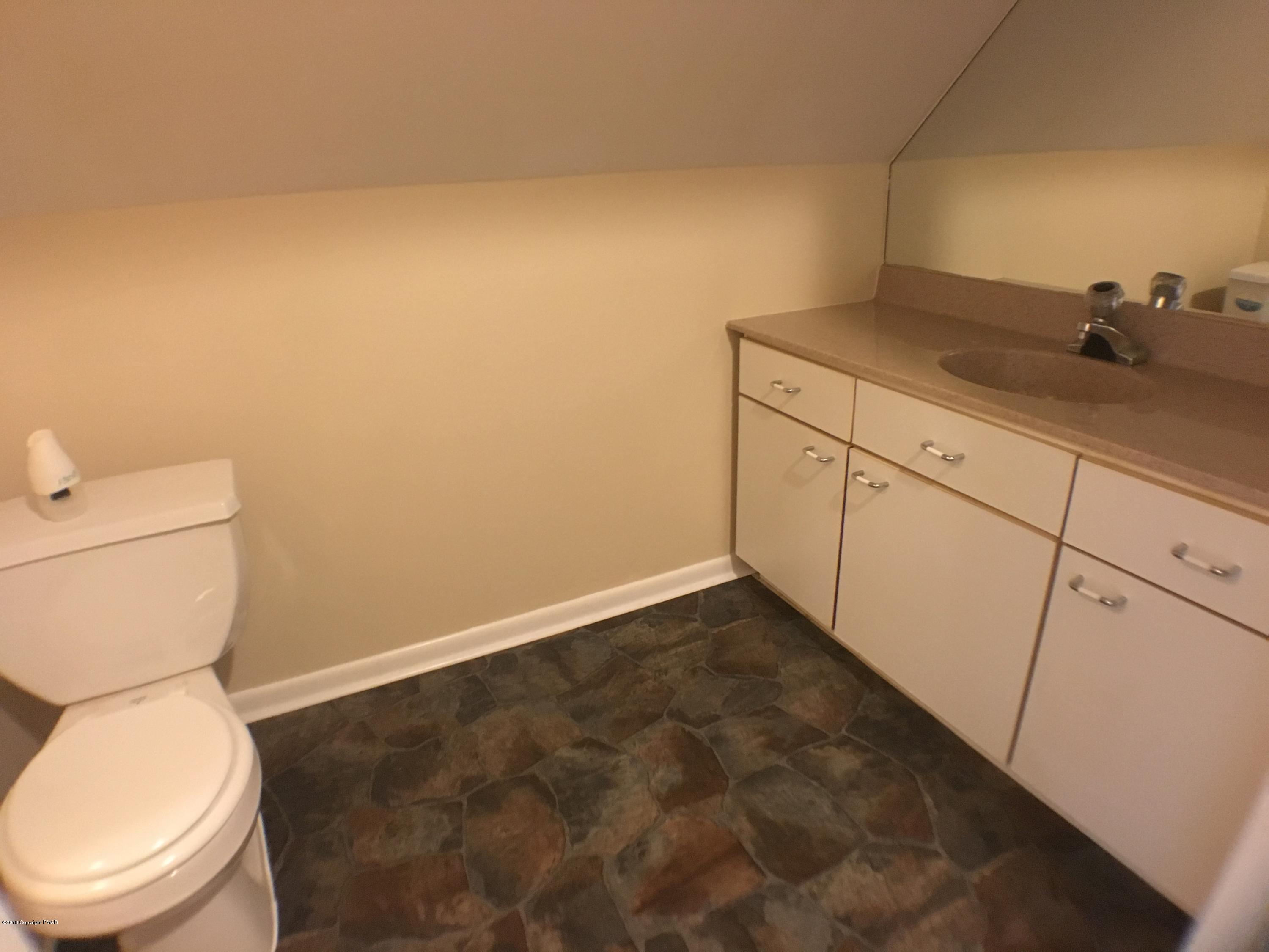 2495 Stoney Ridge Road Palmerton, PA 18071 - Photo 10 of 12 bathroom