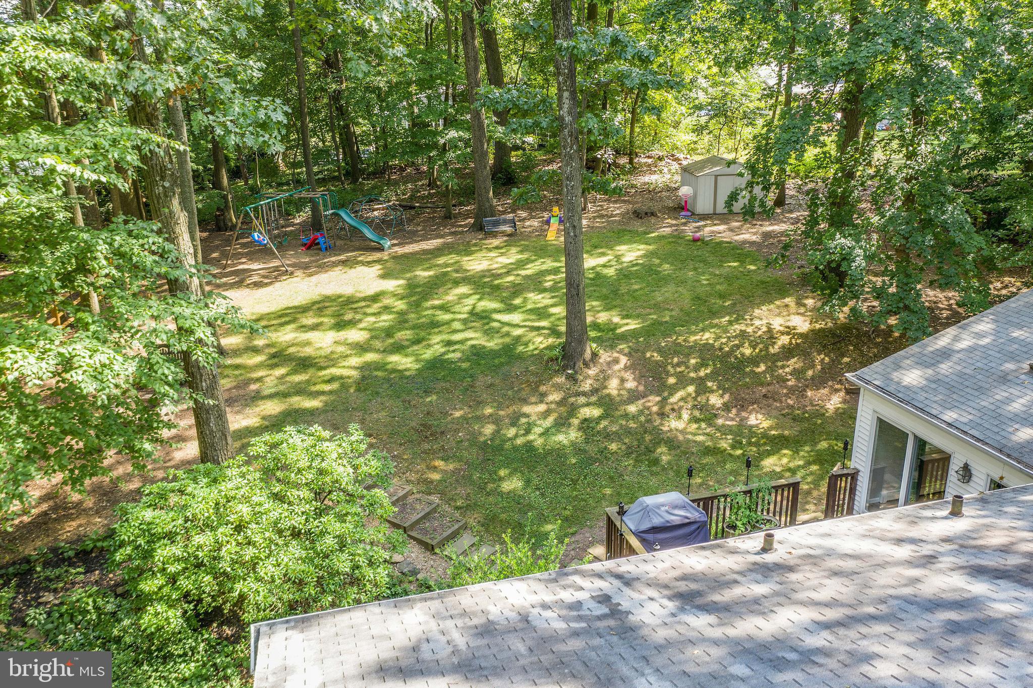 305 Danell Road Wayne, PA 19087 - Photo 3 of 40