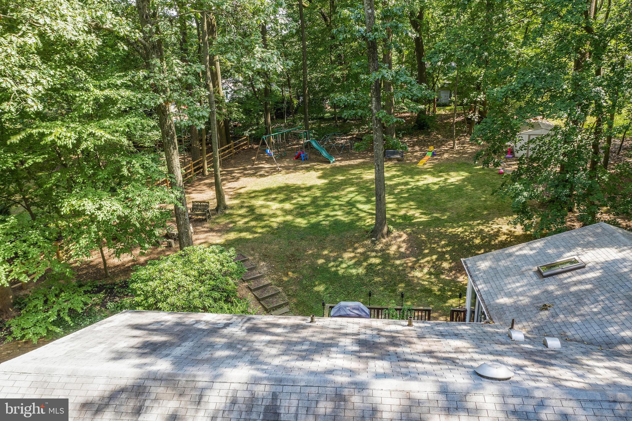 305 Danell Road Wayne, PA 19087 - Photo 4 of 40