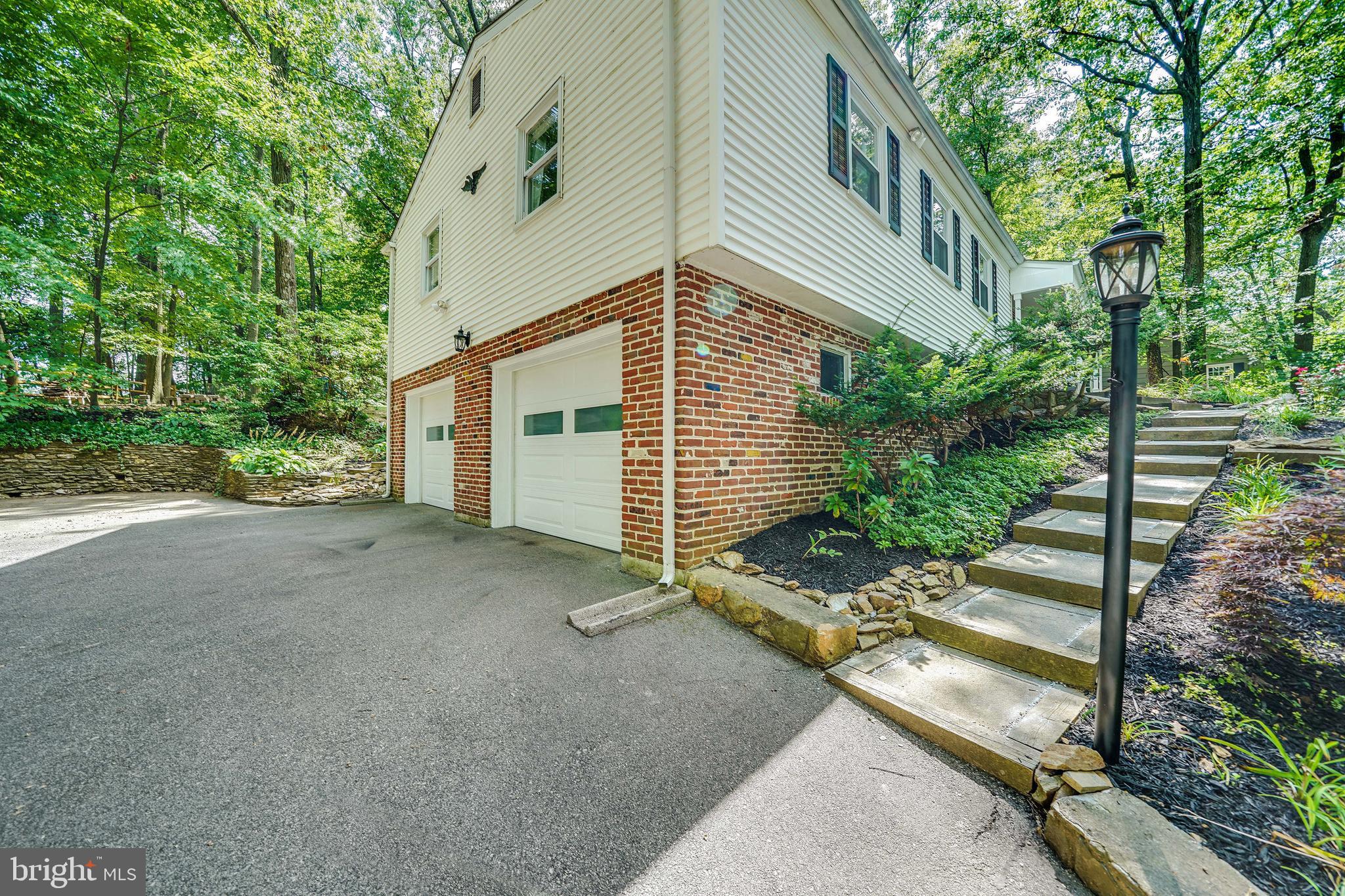 305 Danell Road Wayne, PA 19087 - Photo 10 of 40