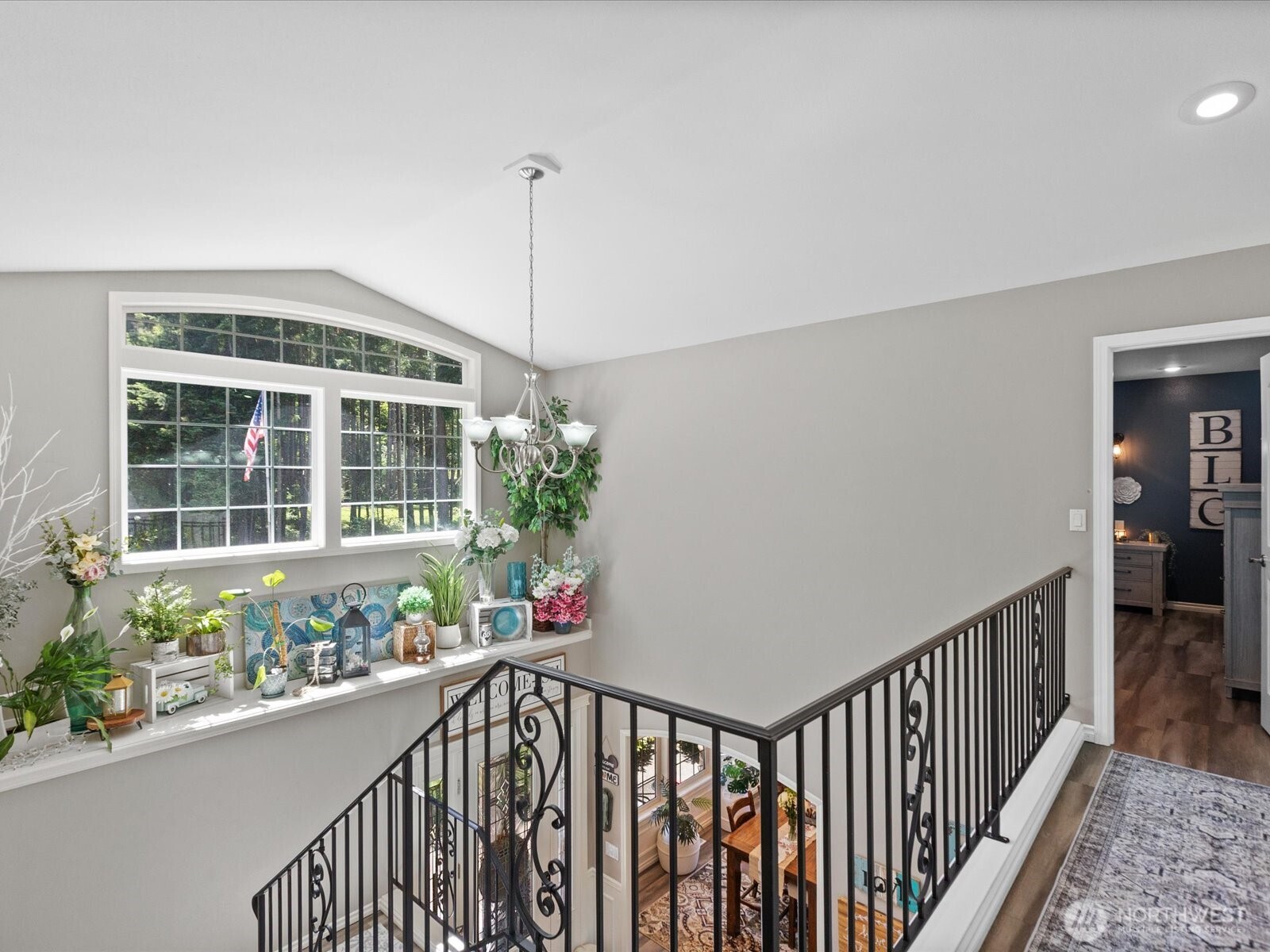 8817 Lakewood Road Stanwood, WA 98292 - Photo 22 of 40 a view of a balcony with flower plants