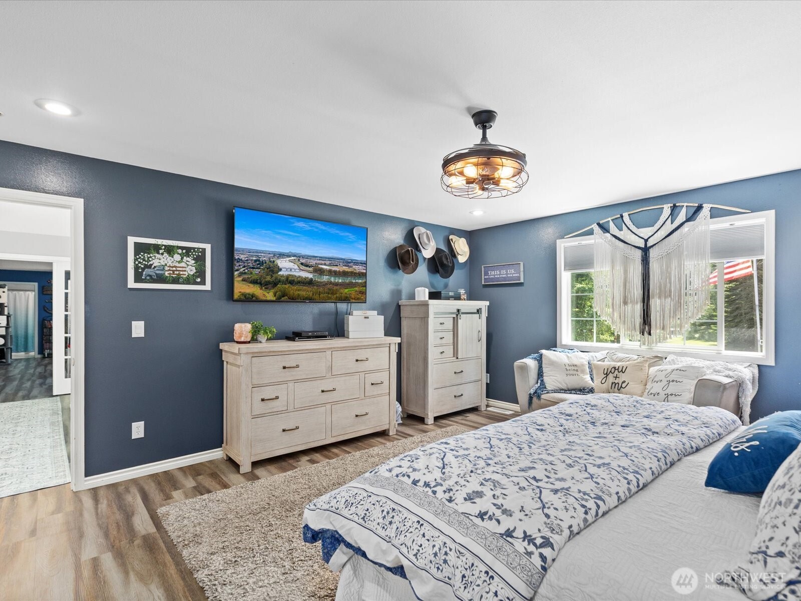 8817 Lakewood Road Stanwood, WA 98292 - Photo 25 of 40 a bed room with a bed and a window