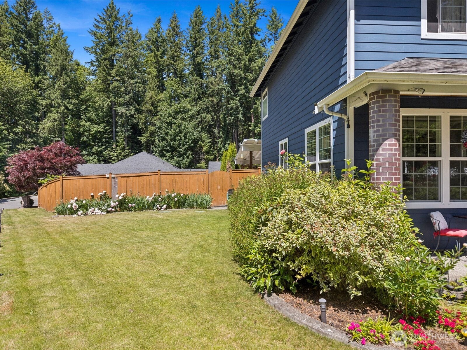 8817 Lakewood Road Stanwood, WA 98292 - Photo 3 of 40 front view of a house with a yard