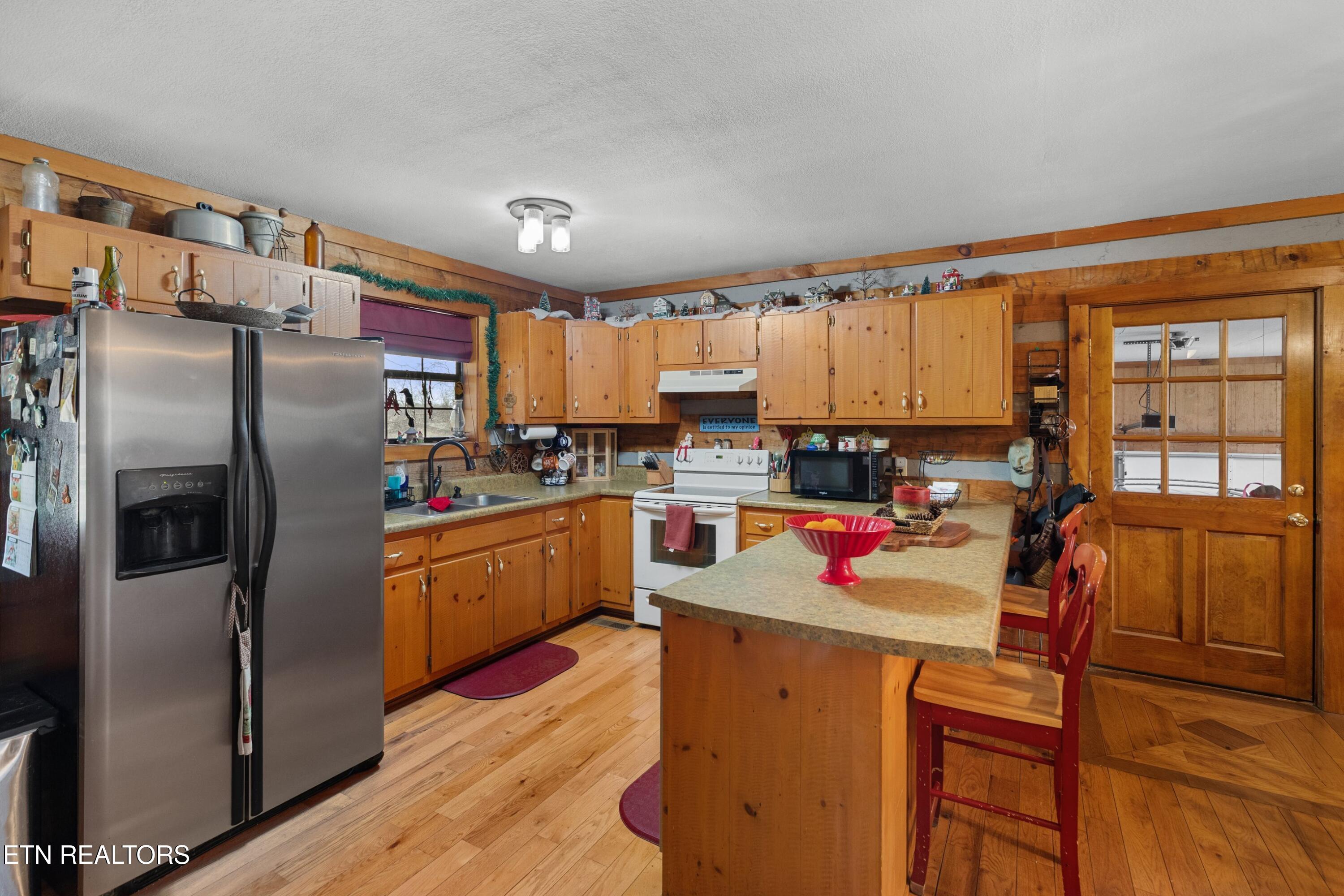 855 Chestnut Grove Circle Dandridge, TN 37725 - Photo 13 of 35 011-855ChestnutGroveCircle-Dandridge-TN-