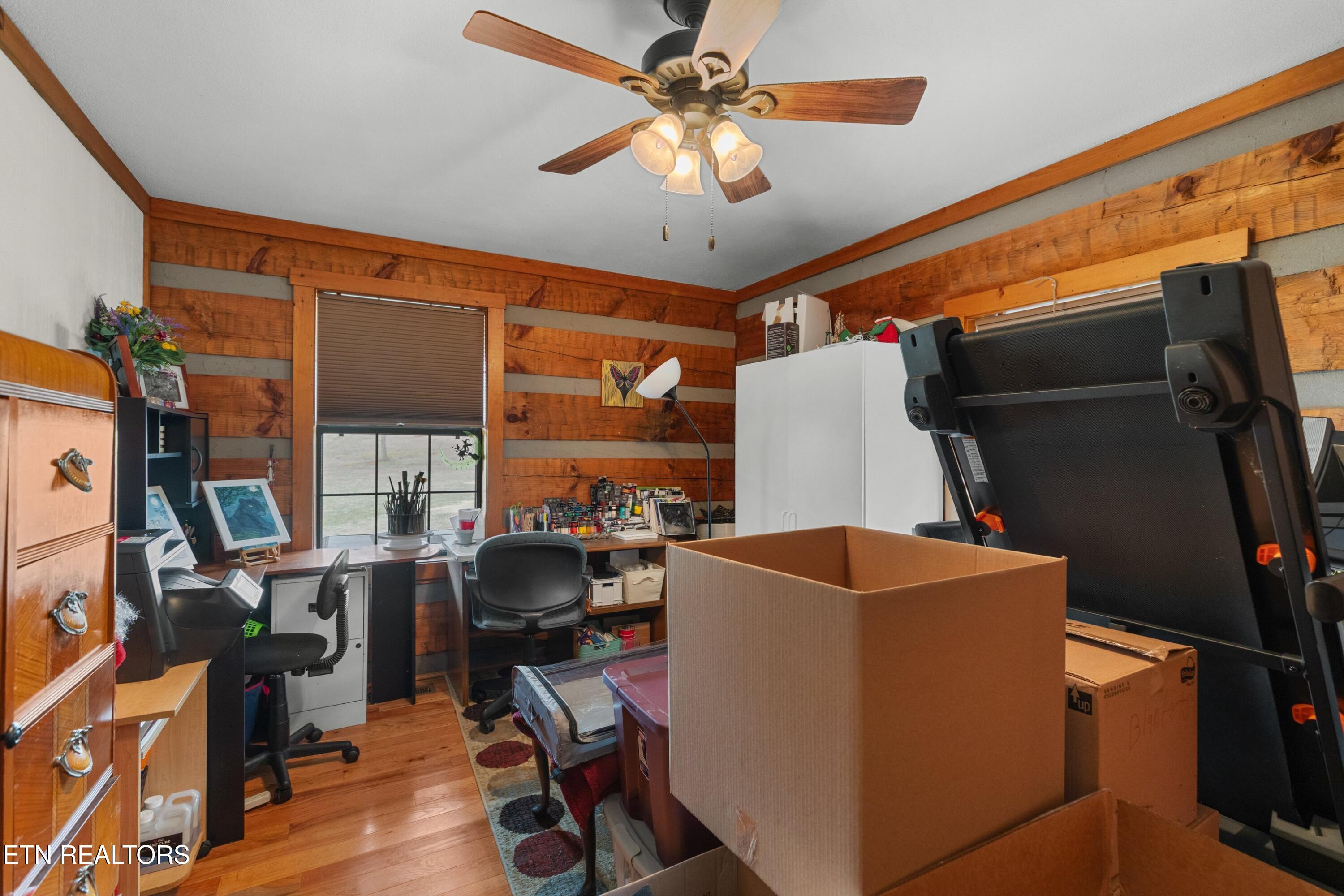 855 Chestnut Grove Circle Dandridge, TN 37725 - Photo 20 of 35 021-855ChestnutGroveCircle-Dandridge-TN-