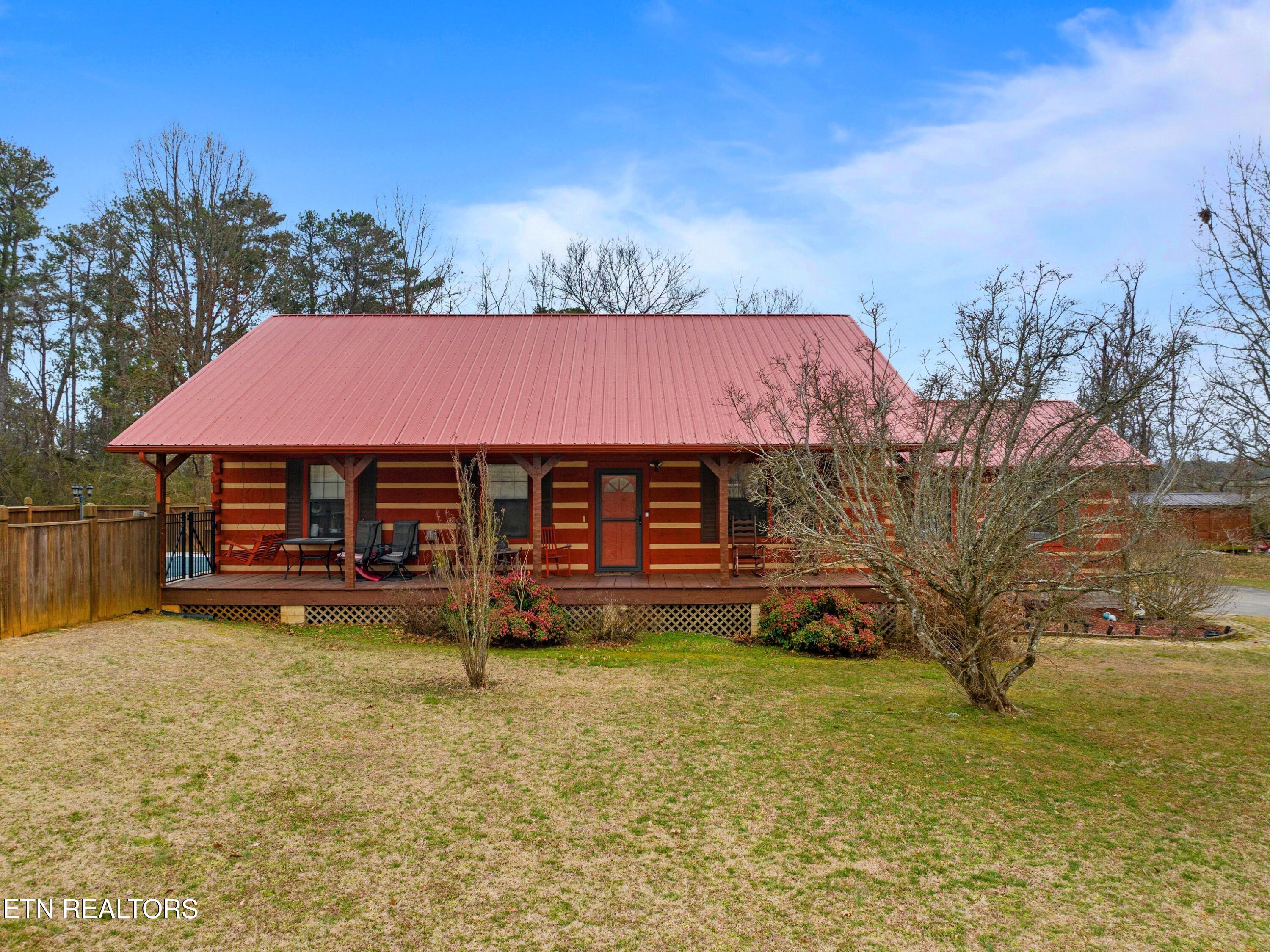 855 Chestnut Grove Circle Dandridge, TN 37725 - Photo 4 of 35 002-855ChestnutGroveCircle-Dandridge-TN-