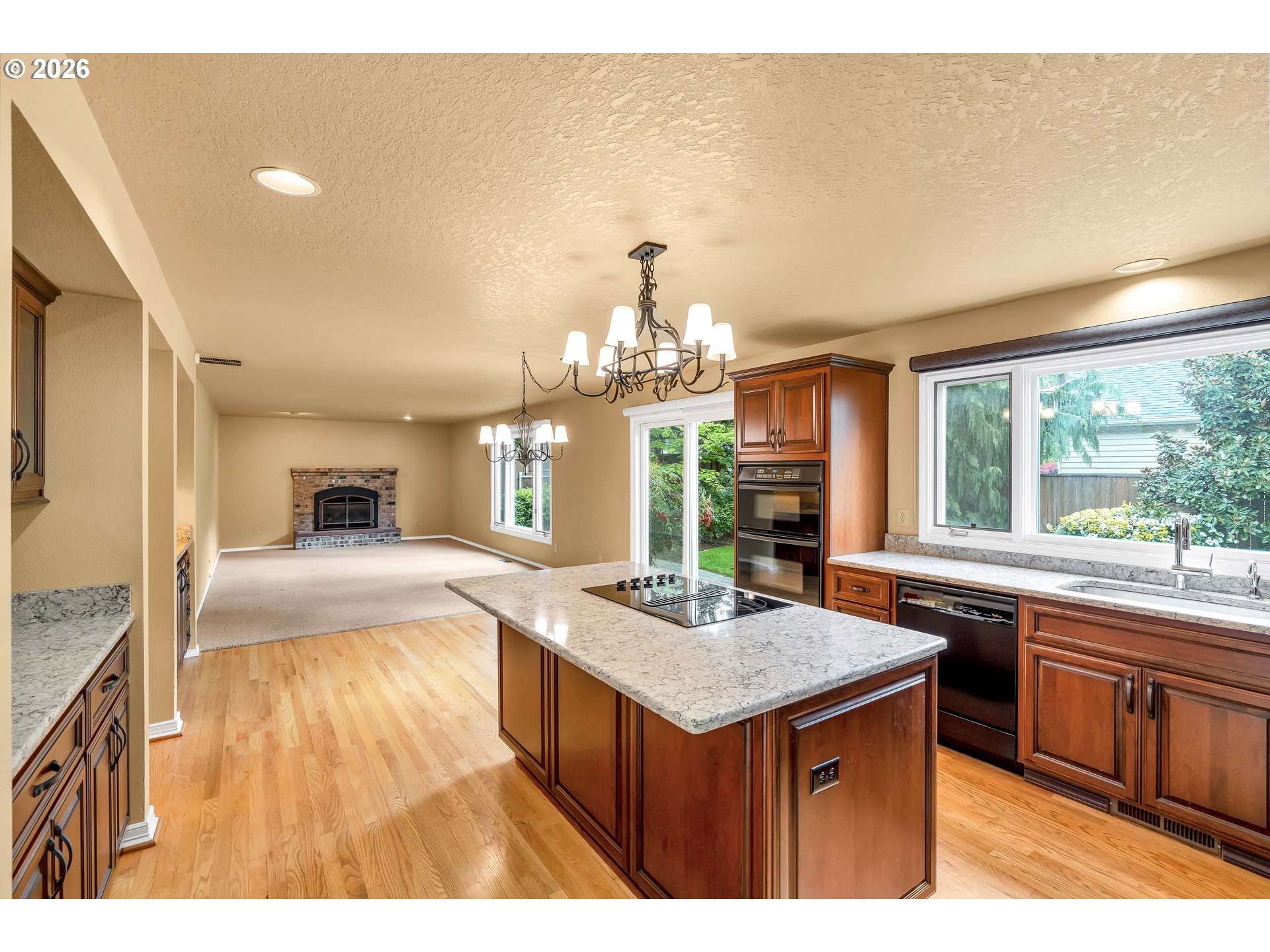 7061 Southwest Windemere Loop Portland, OR 97225 - Photo 11 of 46