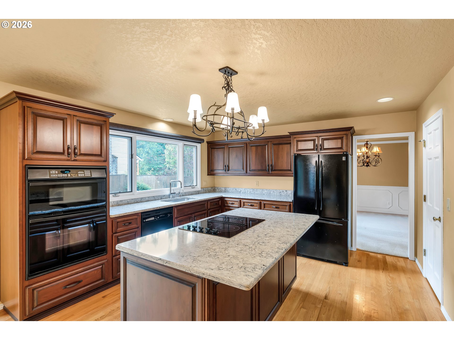 7061 Southwest Windemere Loop Portland, OR 97225 - Photo 12 of 46