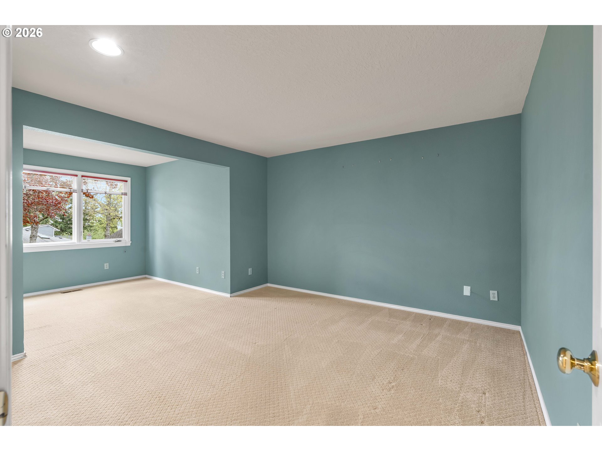 7061 Southwest Windemere Loop Portland, OR 97225 - Photo 23 of 46