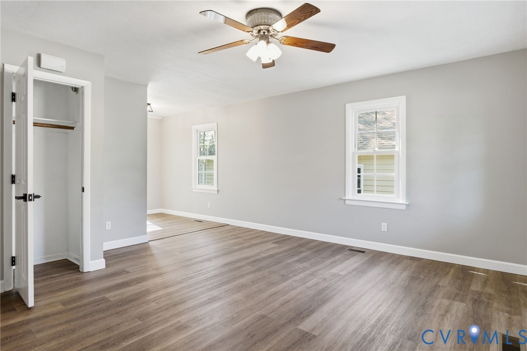 11723 Womack Road Chester, VA 23831 - Photo 4 of 33