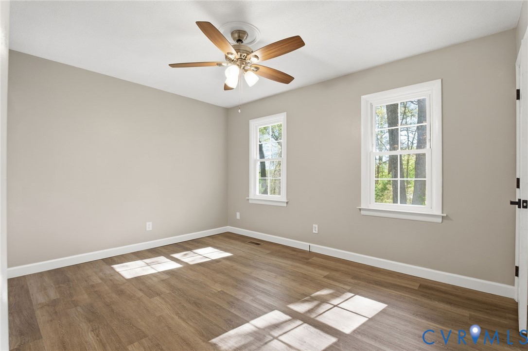 11723 Womack Road Chester, VA 23831 - Photo 8 of 33