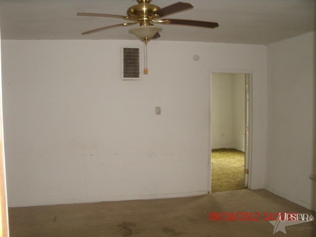 716 North 12th Street Decatur, IN 46733 - Photo 7 of 8