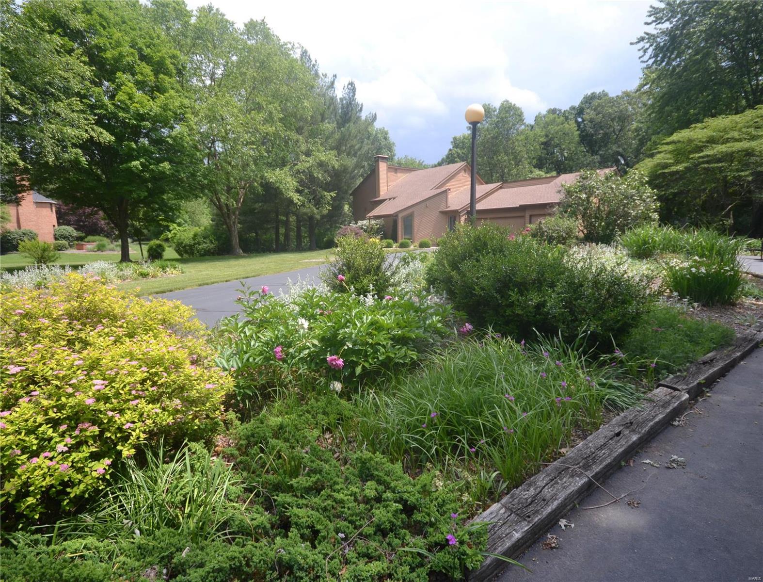 400 Covered Bridge Lane Belleville, IL 62221 - Photo 18 of 74
