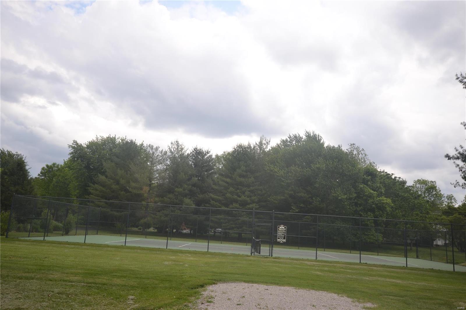 400 Covered Bridge Lane Belleville, IL 62221 - Photo 22 of 74