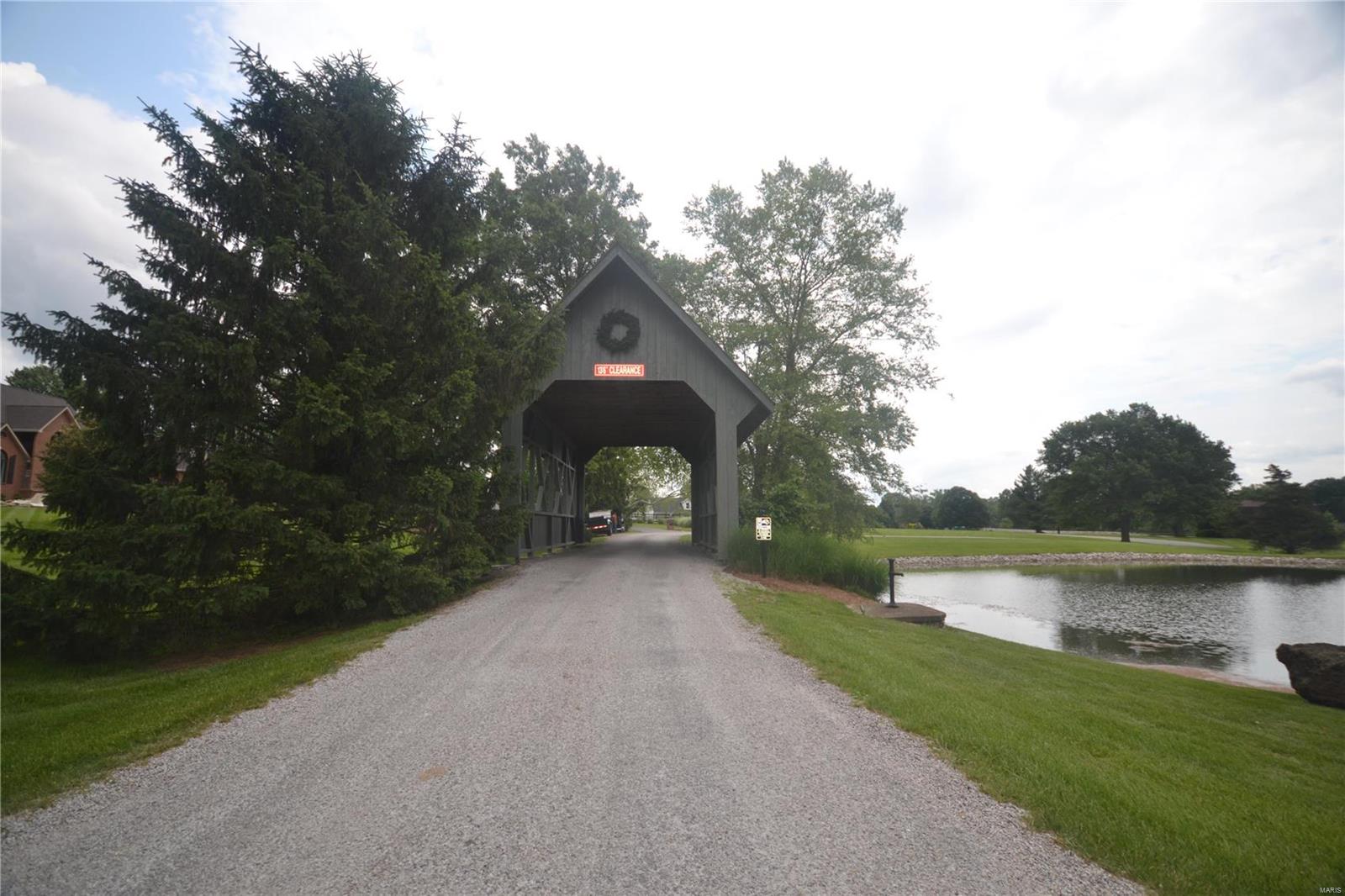400 Covered Bridge Lane Belleville, IL 62221 - Photo 26 of 74