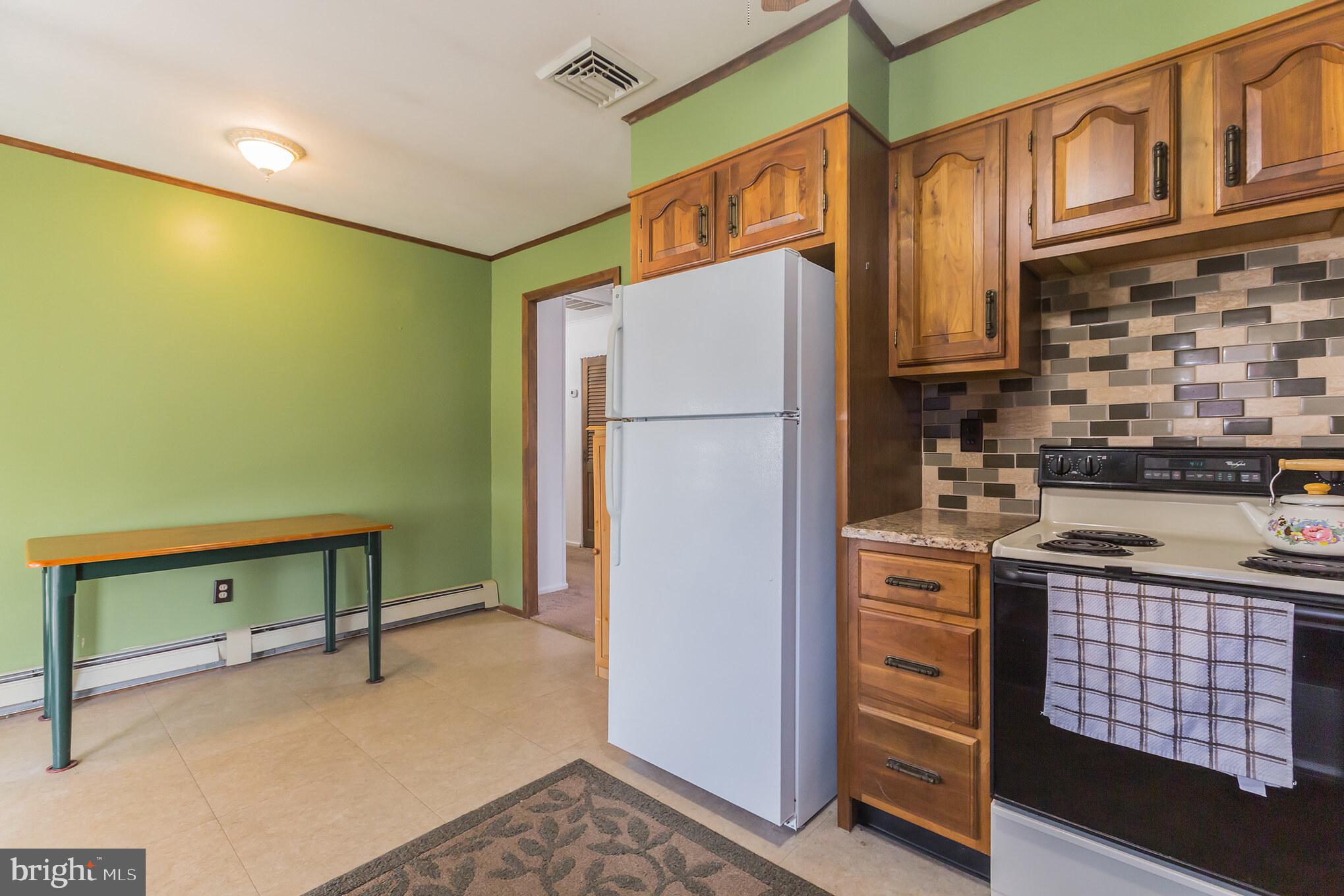 813 Glenmar Road Fairless Hills, PA 19030 - Photo 12 of 29 Gallery Image 12