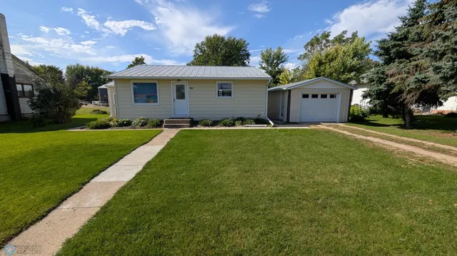 $115,000 | 202 North 1st Street, Fairmount, ND 58030