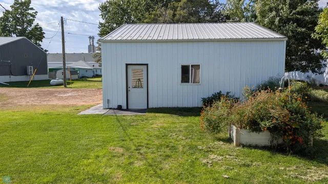 $115,000 | 202 North 1st Street, Fairmount, ND 58030