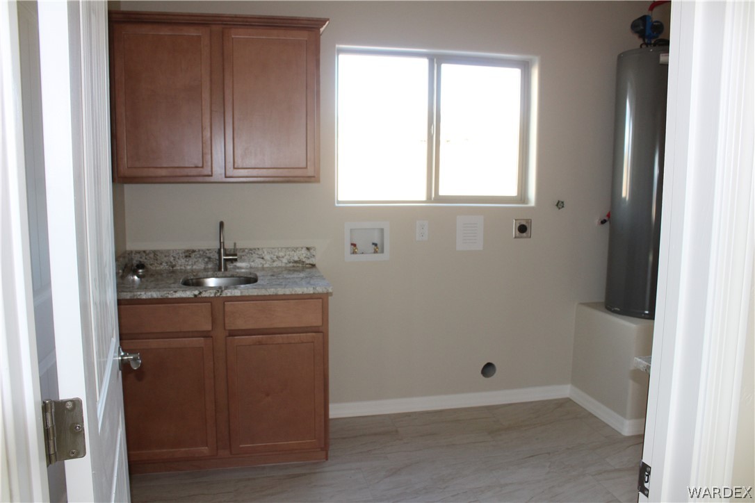 9716 North Atossa Road Kingman, AZ 86401 - Photo 12 of 44 Gallery Image 12