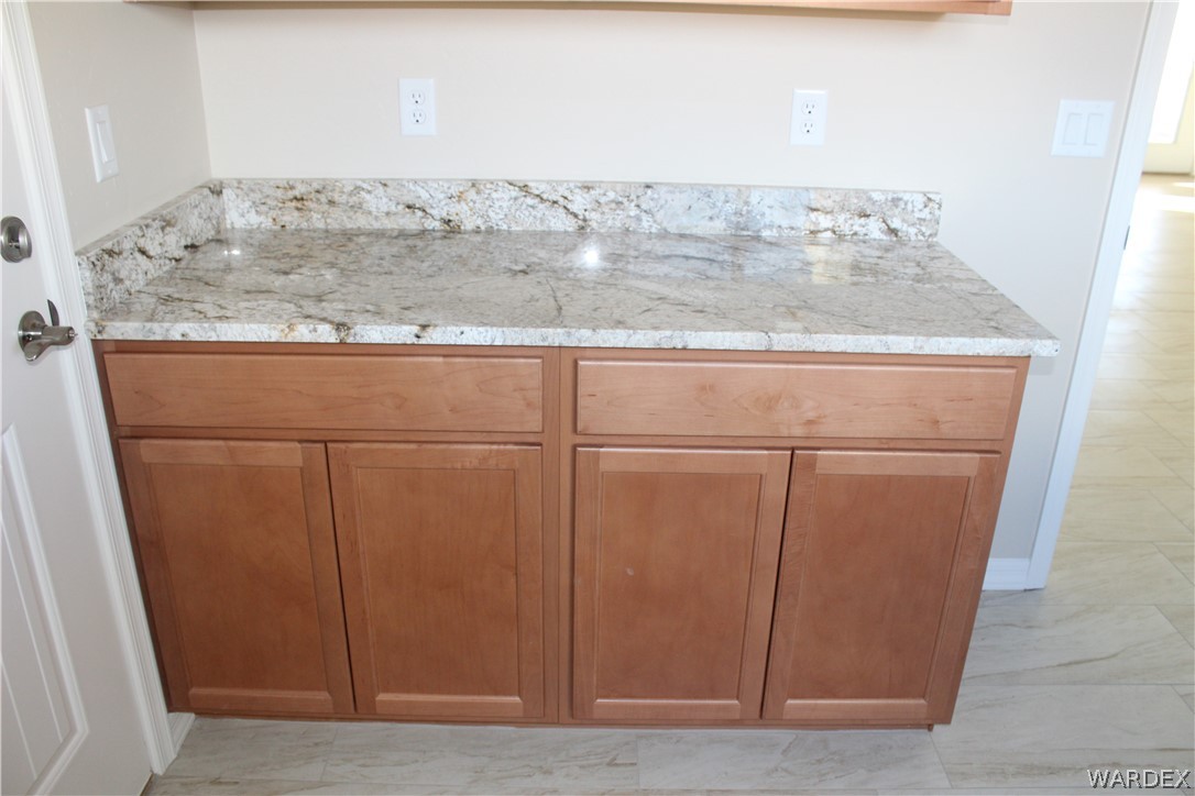 9716 North Atossa Road Kingman, AZ 86401 - Photo 13 of 44 Gallery Image 13
