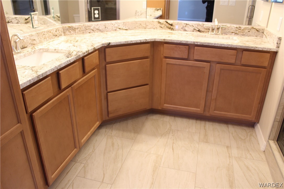 9716 North Atossa Road Kingman, AZ 86401 - Photo 34 of 44 Gallery Image 34