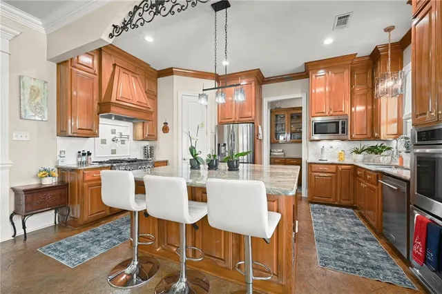 $799,900 | 9291 Pebble Beach Circle, Denham Springs, LA 70726