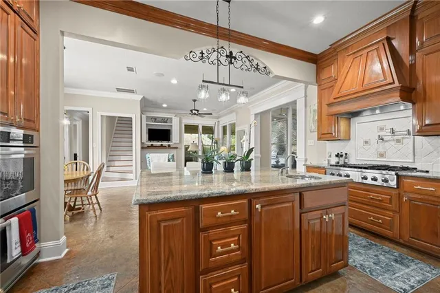 $799,900 | 9291 Pebble Beach Circle, Denham Springs, LA 70726