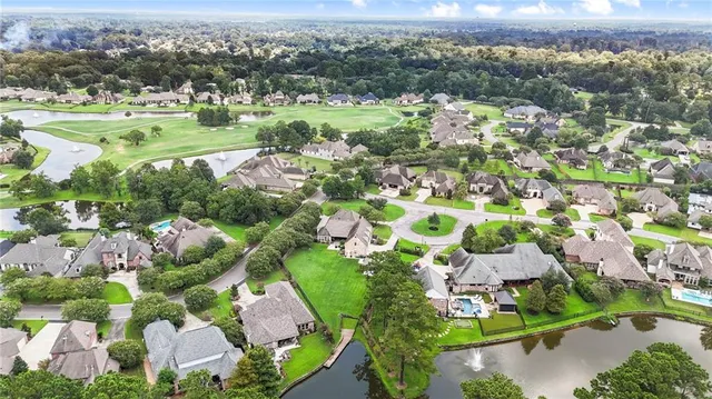 $799,900 | 9291 Pebble Beach Circle, Denham Springs, LA 70726