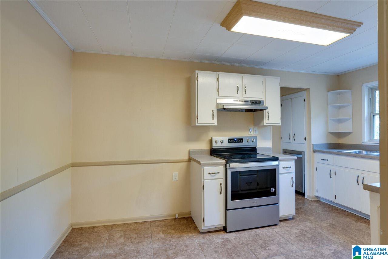 1697 Robin Hill Road Oneonta, AL 35121 - Photo 13 of 50