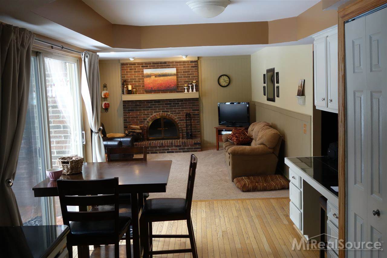 585 Plum Ridge Drive Rochester Hills, MI 48309 - Photo 8 of 24