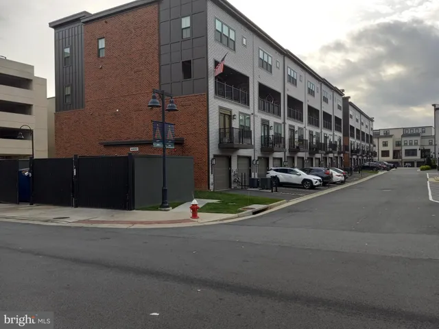 $3,200 | 44682 Provincetown Drive, Ashburn, VA 20147