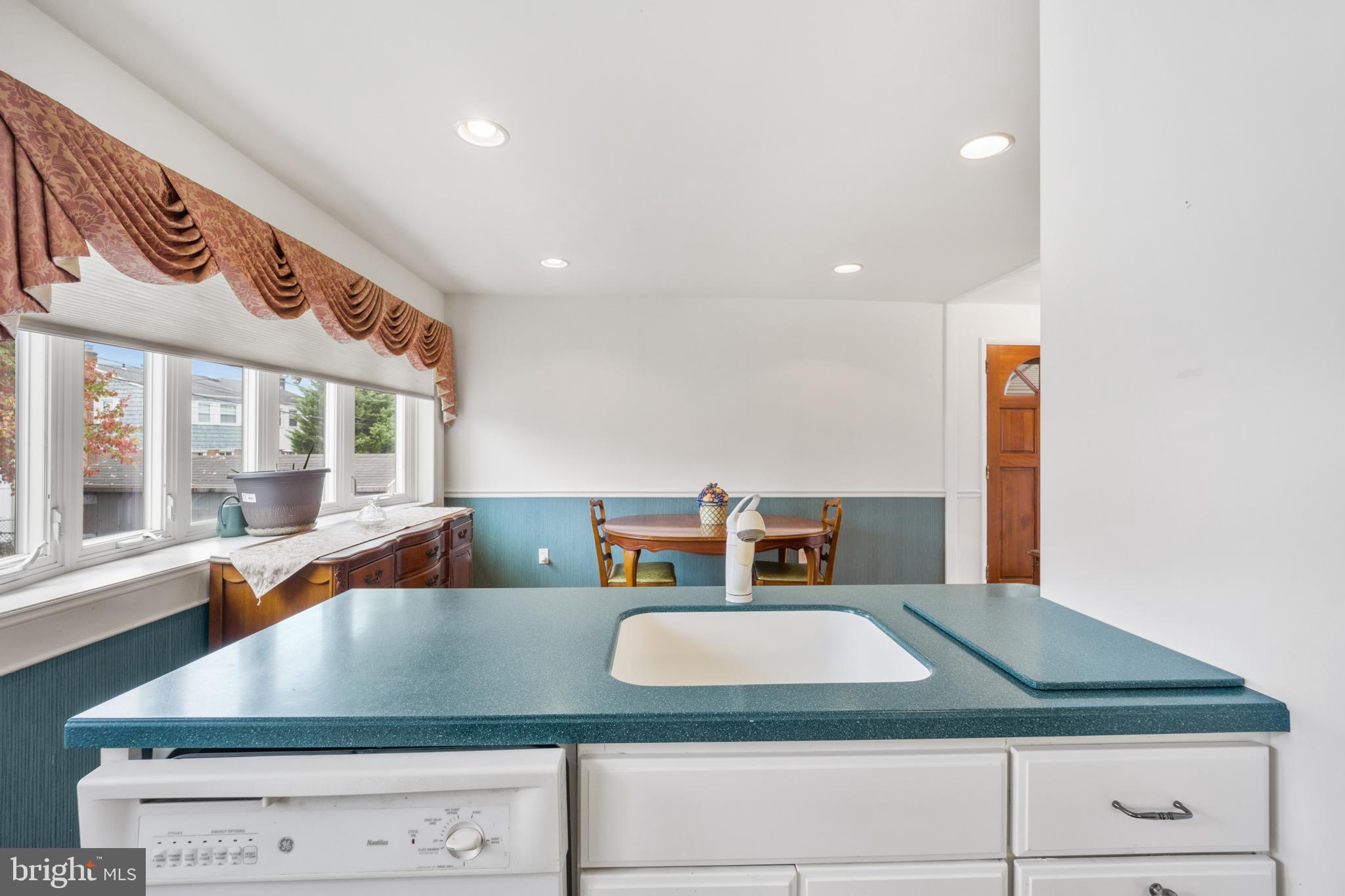 1430 Michigan Avenue Swarthmore, PA 19081 - Photo 10 of 31 Kitchen