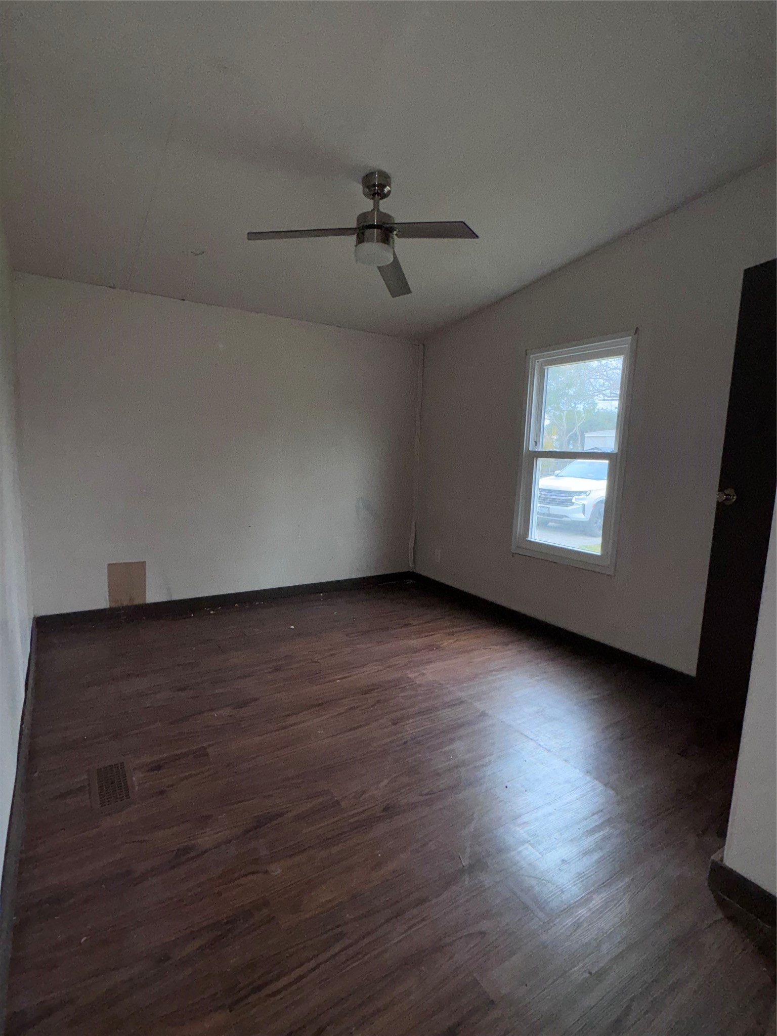 902 1st Street Louise, TX 77455 - Photo 11 of 14