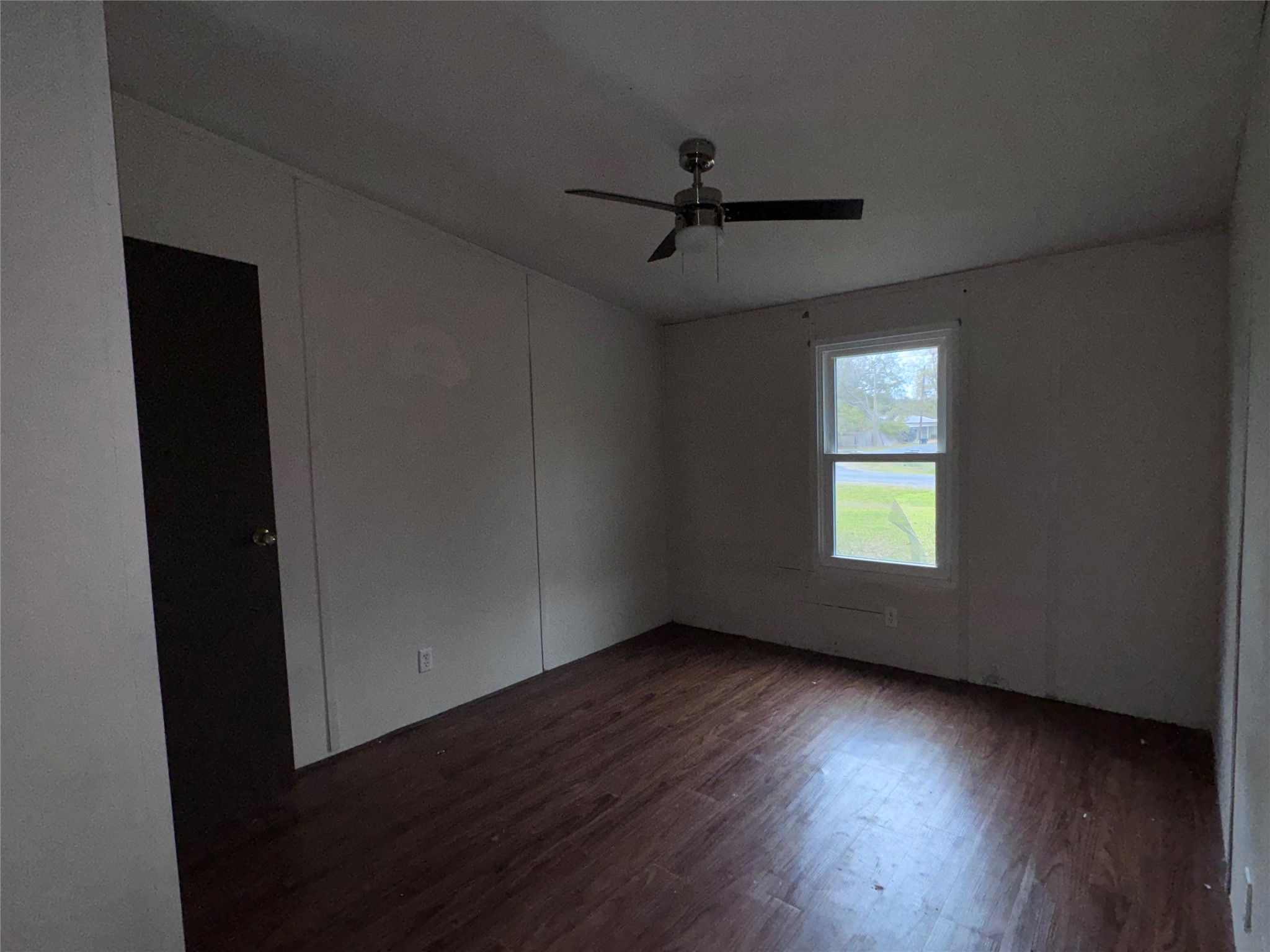 902 1st Street Louise, TX 77455 - Photo 9 of 14