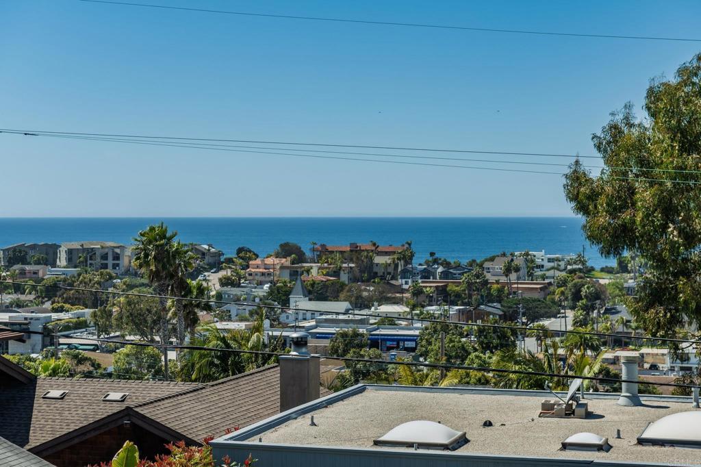 738 Cornish Drive Encinitas, CA 92024 - Photo 7 of 56