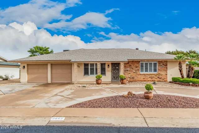 $449,500 | 9842 West Royal Oak Road, Sun City, AZ 85351