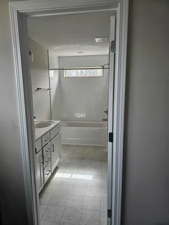 $1,950 | 2662 Scott Drive, Clarksville, TN 37042