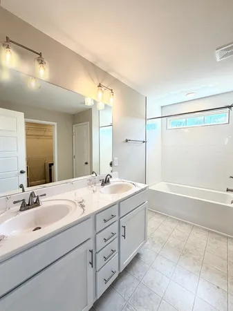 $1,950 | 2662 Scott Drive, Clarksville, TN 37042