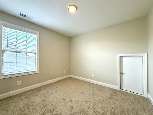 $1,950 | 2662 Scott Drive, Clarksville, TN 37042