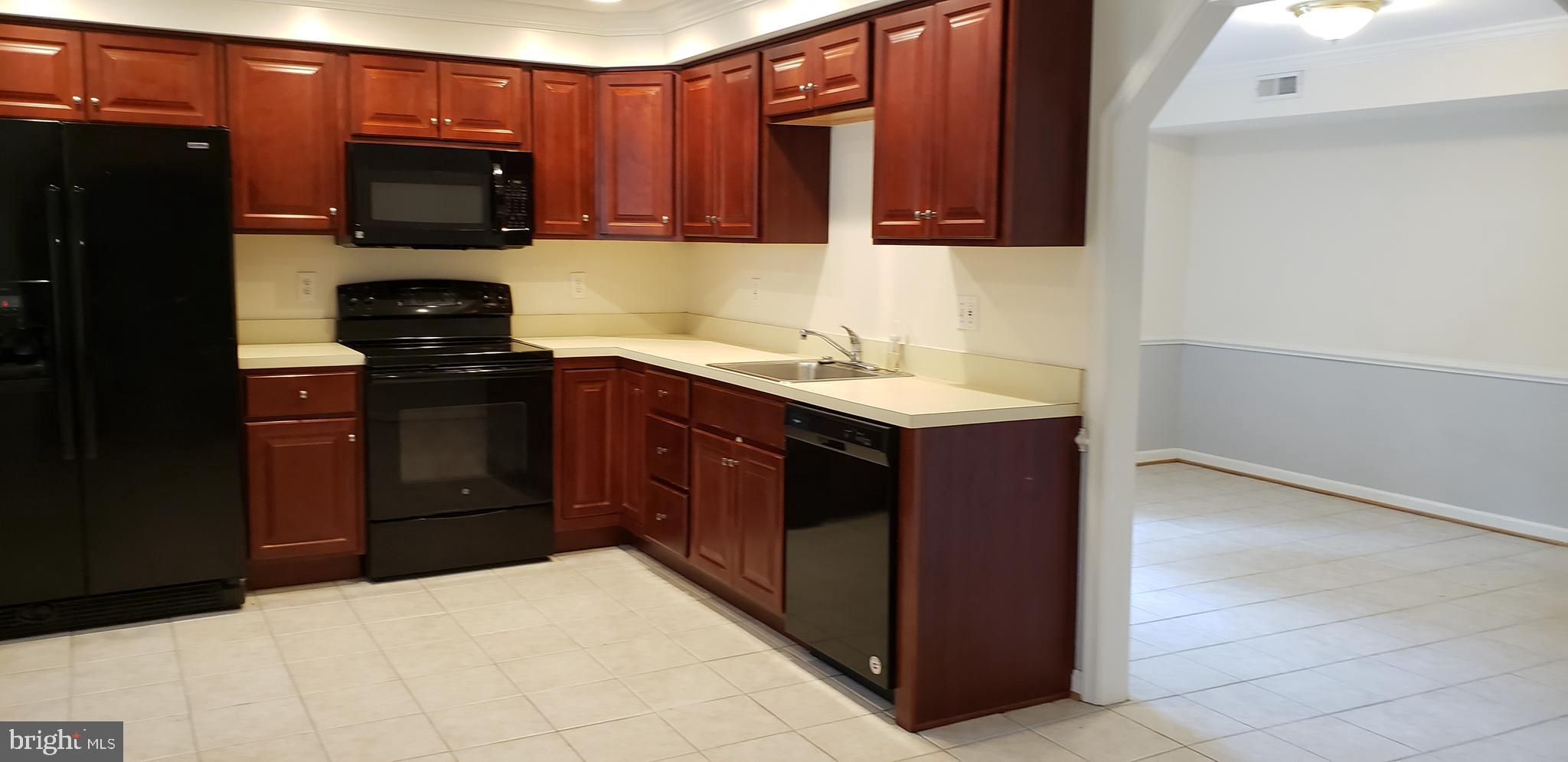 10316 Royal Road Silver Spring, MD 20903 - Photo 5 of 24 Gallery Image 5