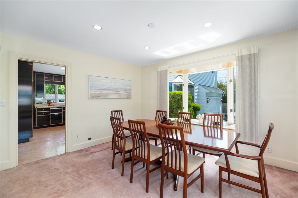8 Atlantic Road Gloucester, MA 01930 - Photo 11 of 30