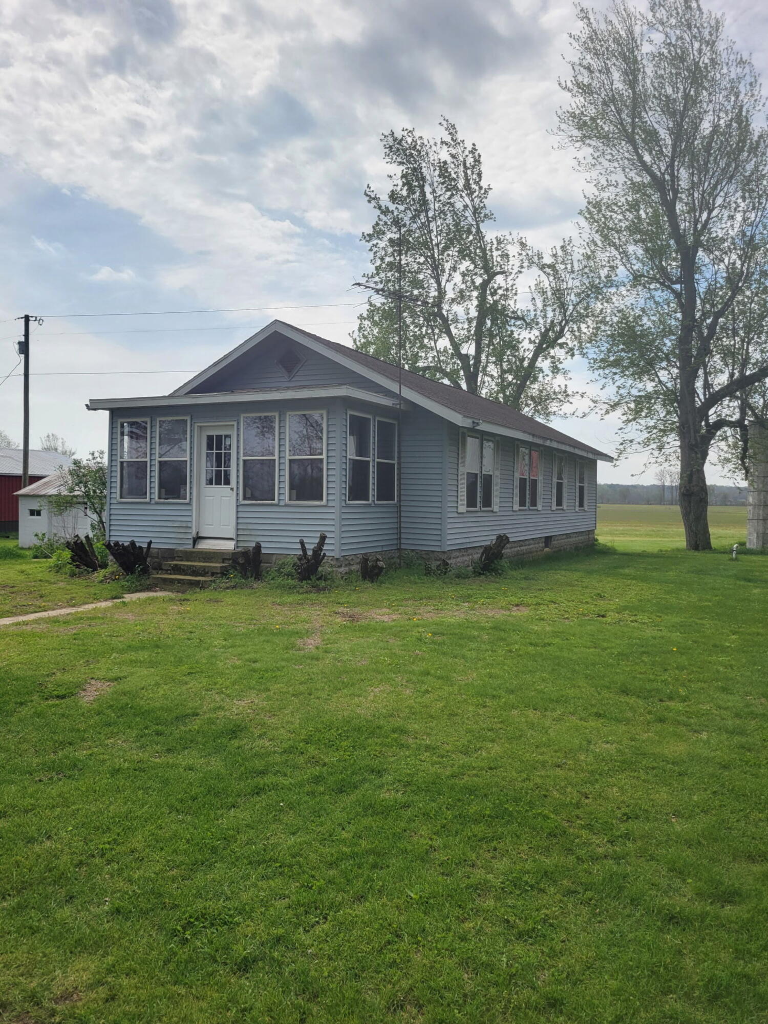 48705 92nd Avenue Decatur, MI 49045 - Photo 3 of 12 1000027181