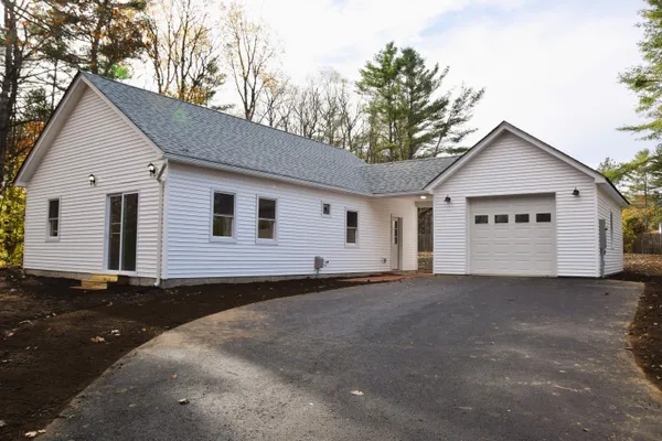 $289,900 | 83 Preble Avenue, Madison, ME 04950