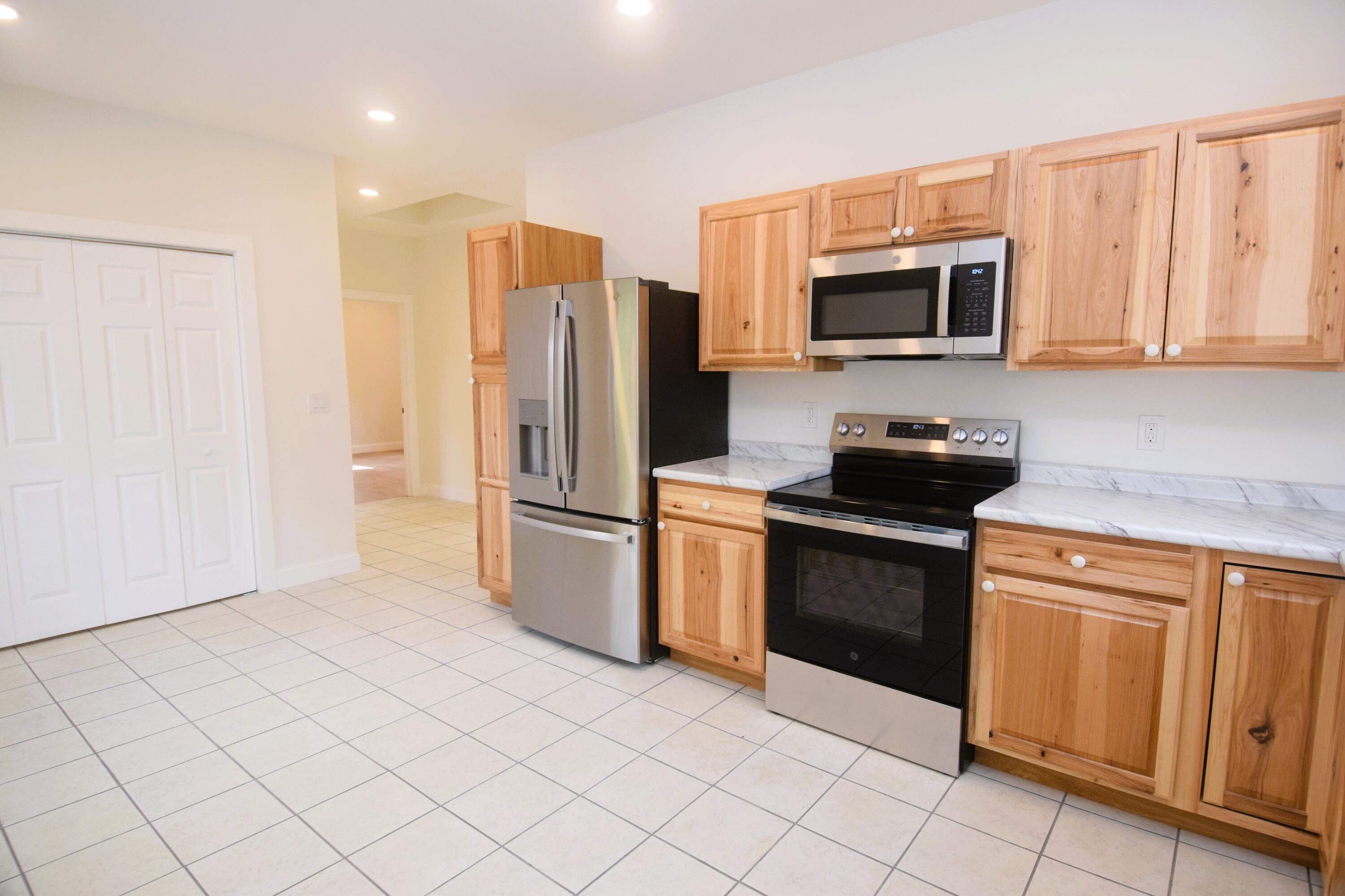 83 Preble Avenue Madison, ME 04950 - Photo 4 of 31 Kitchen