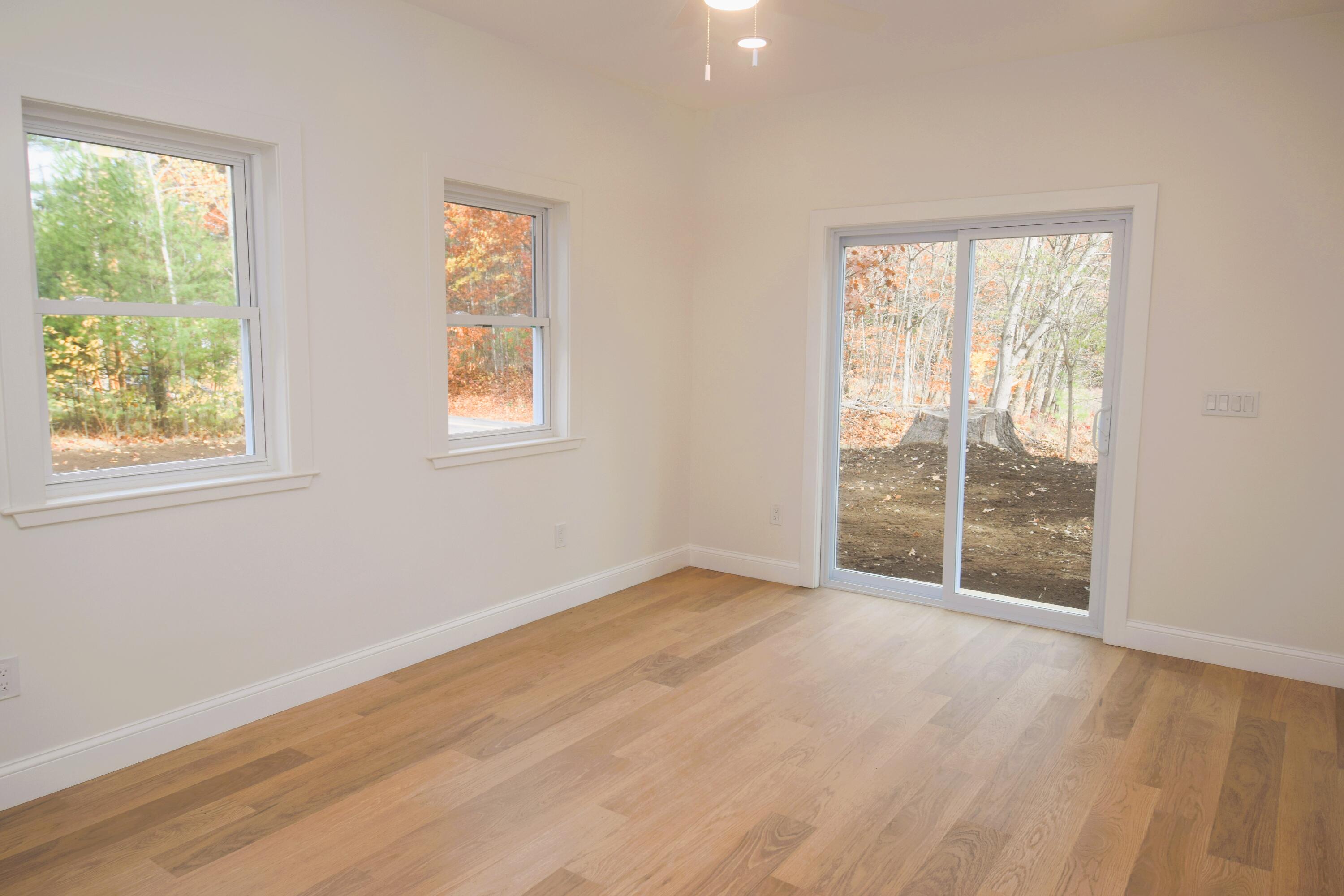 83 Preble Avenue Madison, ME 04950 - Photo 7 of 31 Living Room
