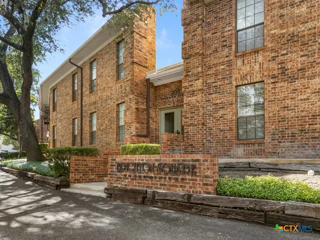 $275,000 | 201 Ellwood Street, Unit 111, San Antonio, TX 78209