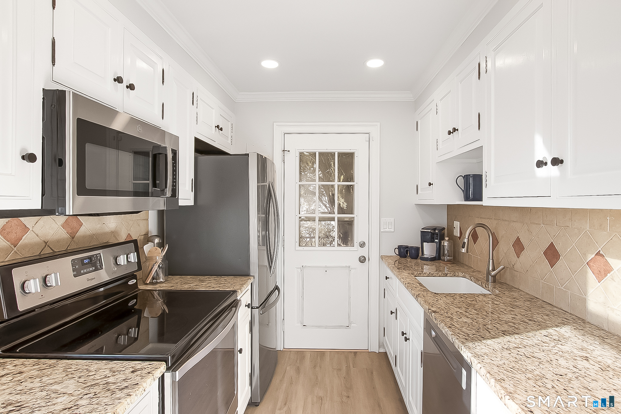 36 Middlebury Street Stamford, CT 06902 - Photo 14 of 29